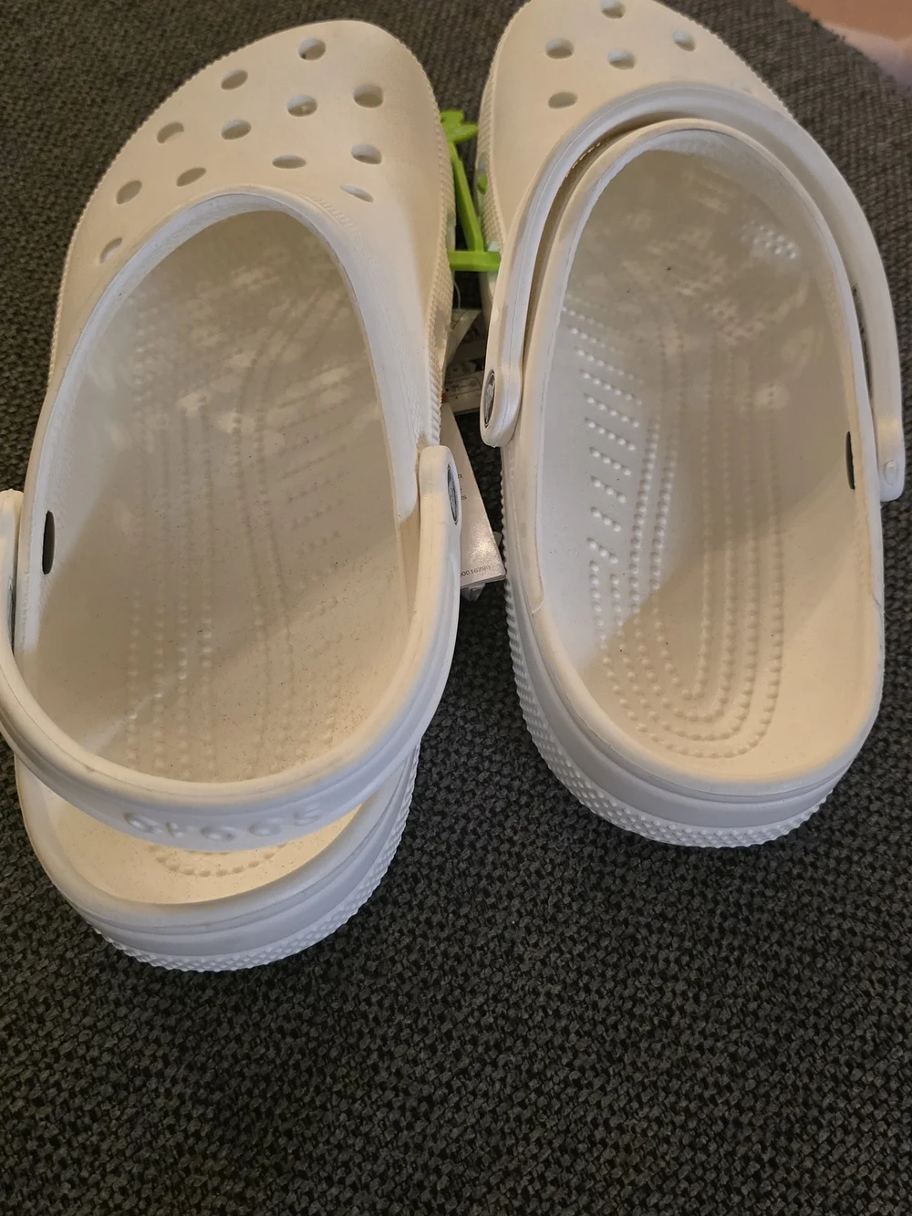 CROCS White Classic Unisex Clog